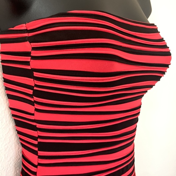 Bebe Black and Red Strapless Wavy Striped Body Con Midi Dress - Picture 6 of 10